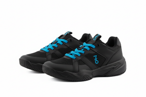 Tennis Shoes：テニスシューズ